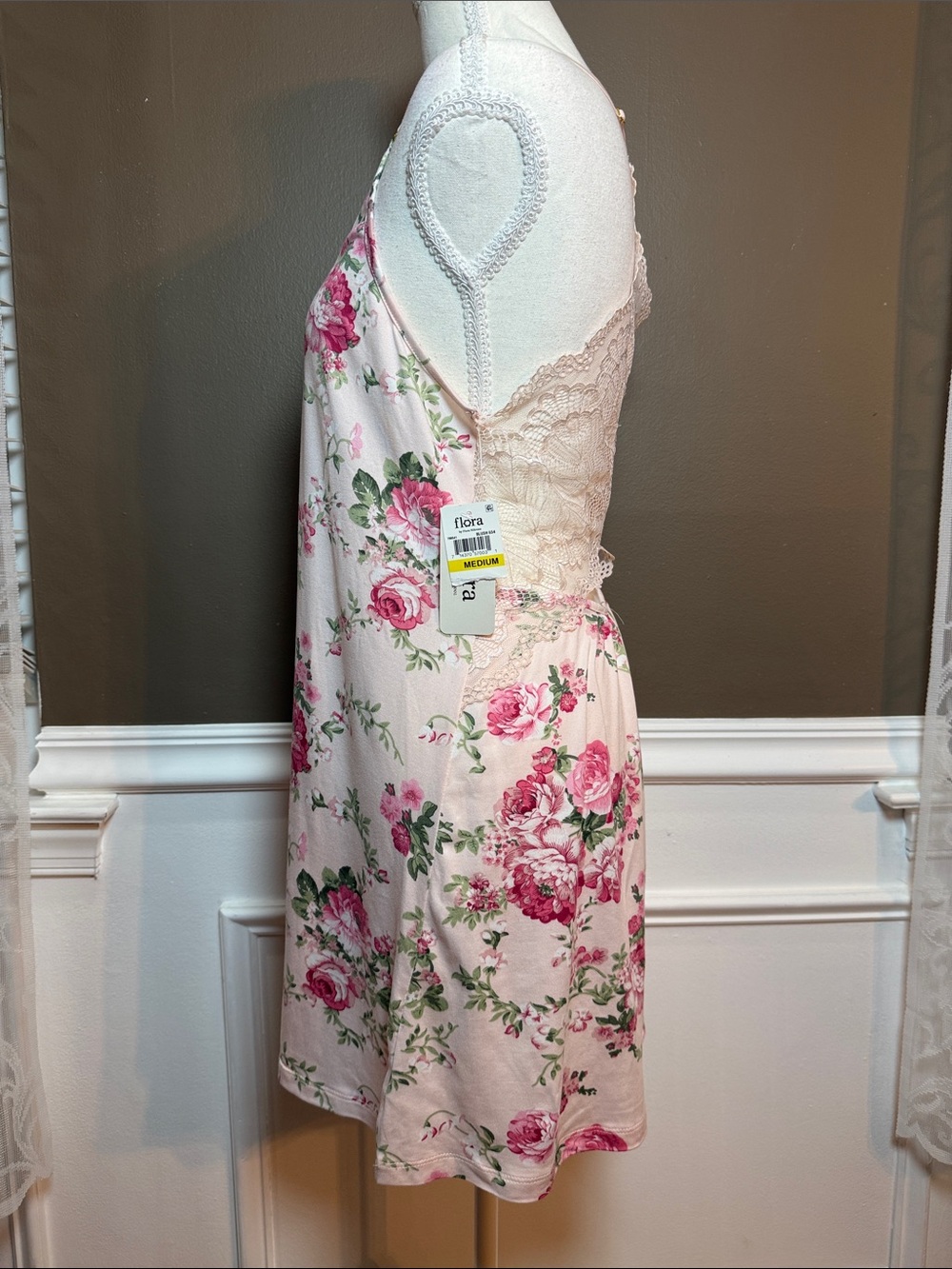 Flora Nikrooz Pink Floral Lace Trim Slip Chemise Nightgown‎ Dress NWT M - Picture 2 of 9